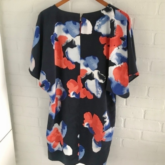 Halston Mini dress Watercolor Watercolor Floral Print Flowy Navy red Boxy M - Picture 4 of 7